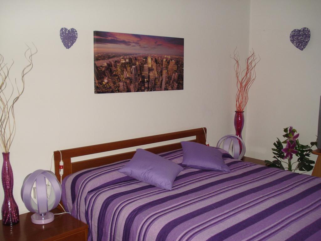 L'Aurora Viola Bed & Breakfast Carbonia Rom bilde
