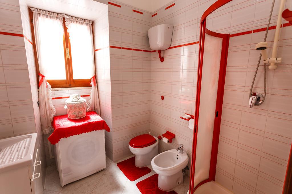 L'Aurora Viola Bed & Breakfast Carbonia Eksteriør bilde