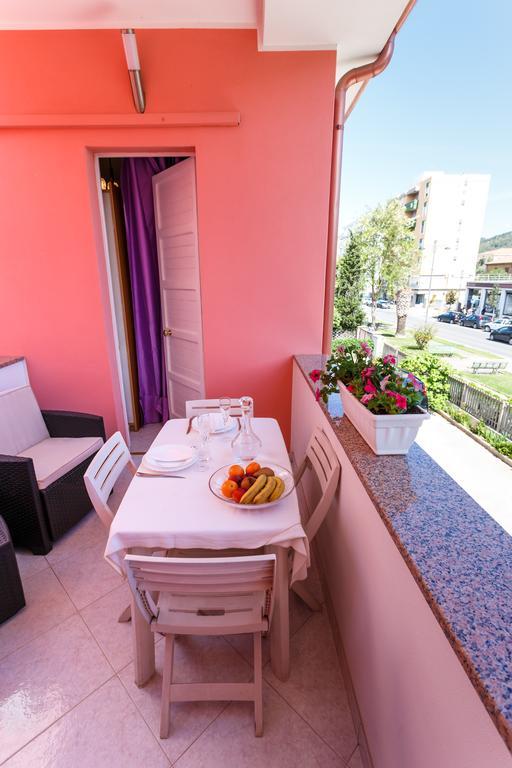 L'Aurora Viola Bed & Breakfast Carbonia Eksteriør bilde